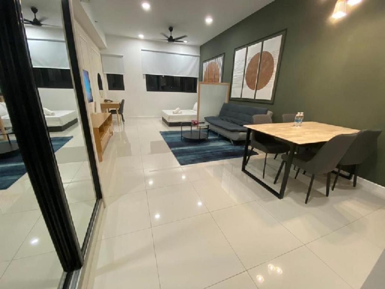 Apartment Starlight At Chambers Klcc
